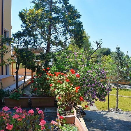B&B Il Canto Del Mare Pulsano Exterior foto