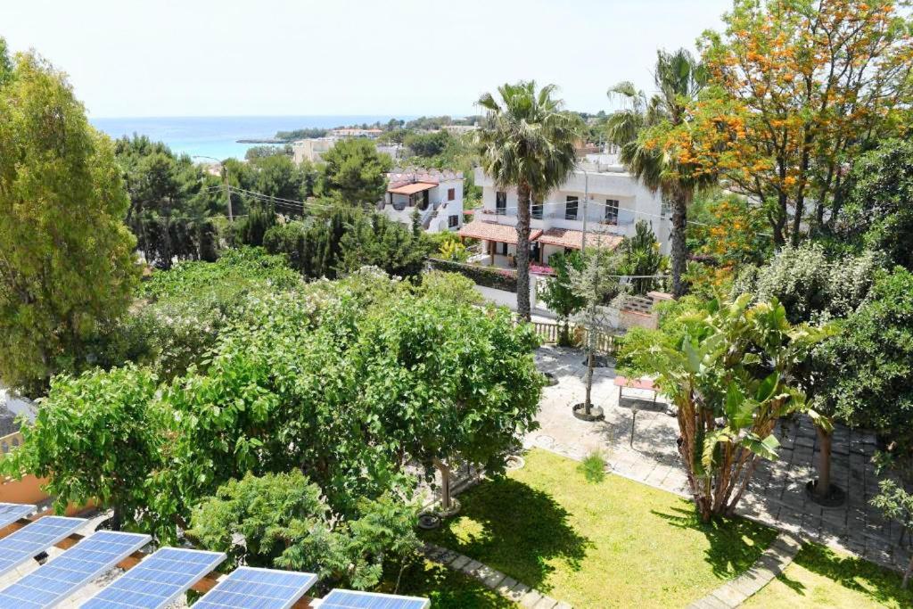B&B Il Canto Del Mare Pulsano Exterior foto